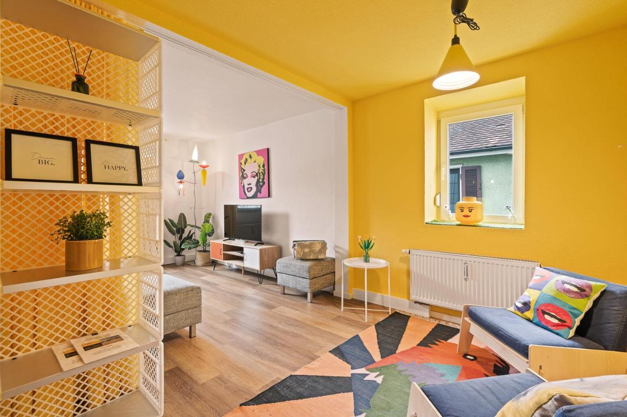 Farbenfrohe Altbauwohnung, Ausstattung Friedrichshafen